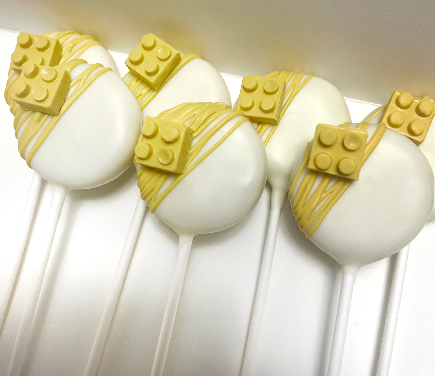 Lego Cake Pops
